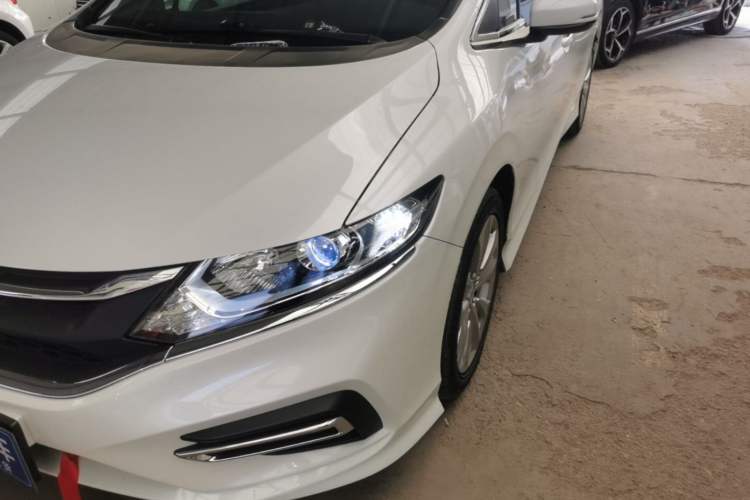 Used Honda Jade 2017 1.8L automatic Comfort version 5 seats Left Front Headlight