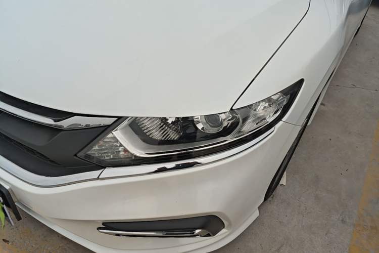 Used Honda Jade 2017 1.8L automatic Comfort version 5 seats Left Front Headlight
