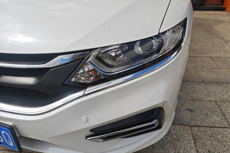 Used Honda Jade 2017 1.8L Automatic Classic Edition 5 seats Left Front Headlight