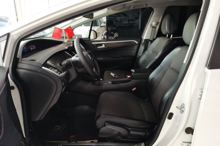 Used Honda Jade 2017 1.8L automatic Comfort version 5 seats Left Front Seat