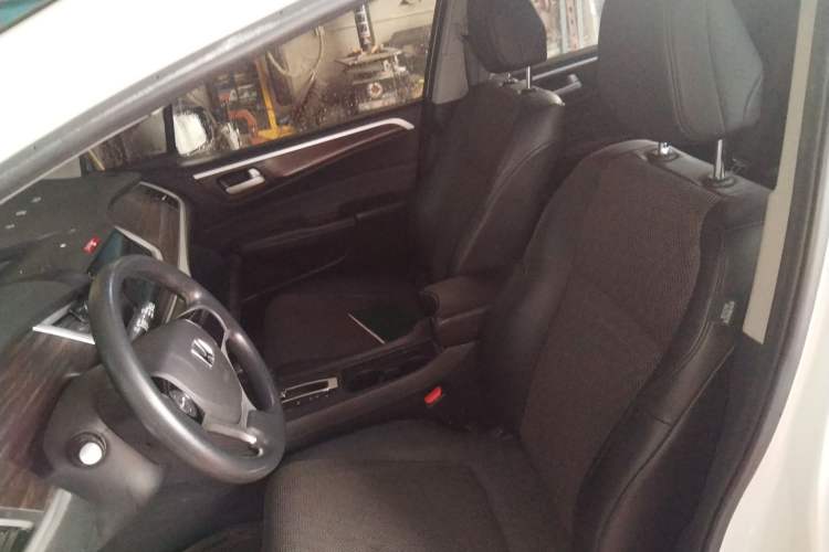 Used Honda Jade 2017 1.8L automatic Comfort version 5 seats Left Front Seat