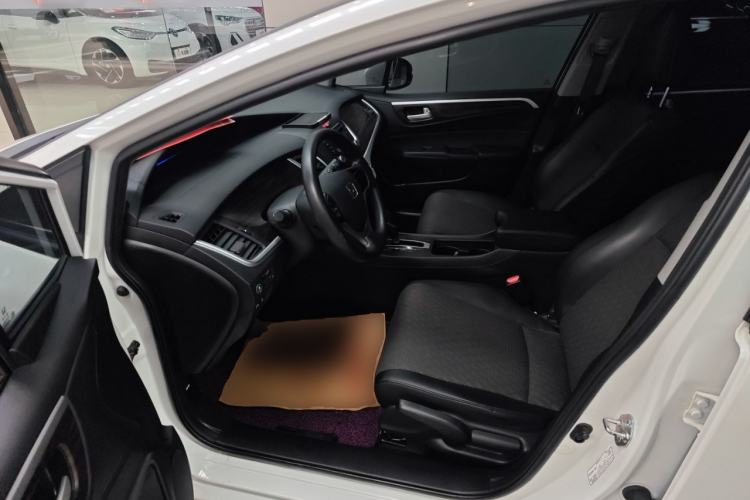 Used Honda Jade 2017 1.8L automatic Comfort version 5 seats Left Front Seat