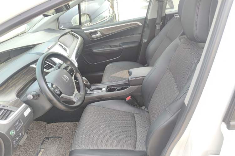 Used Honda Jade 2017 1.8L automatic Comfort version 5 seats Left Front Seat