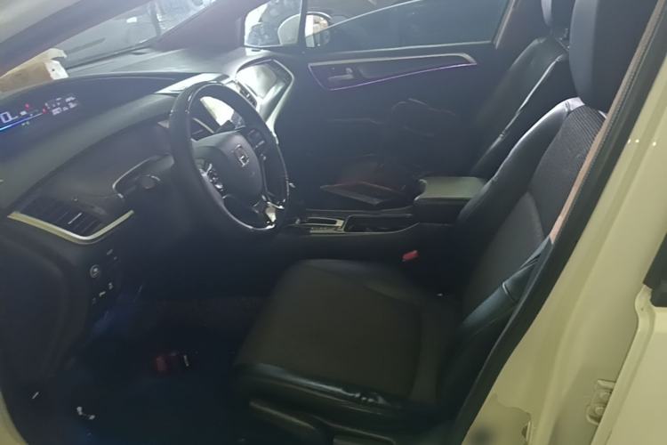 Used Honda Jade 2017 1.8L automatic Comfort version 5 seats Left Front Seat