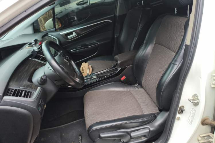 Used Honda Jade 2017 210TURBO CVT Fashion Edition 5-seater Left Front Seat