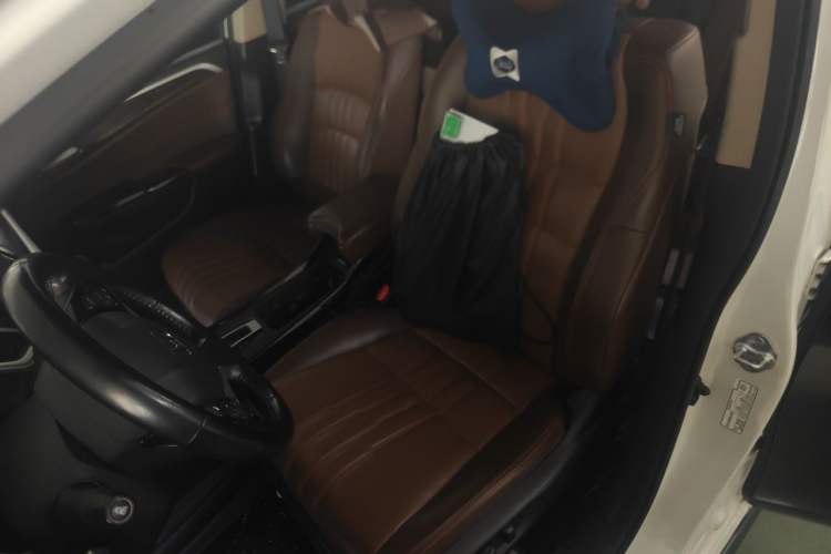 Used Honda Jade 2017 210 TURBO CVT Luxury Edition 5 Seats Left Front Seat