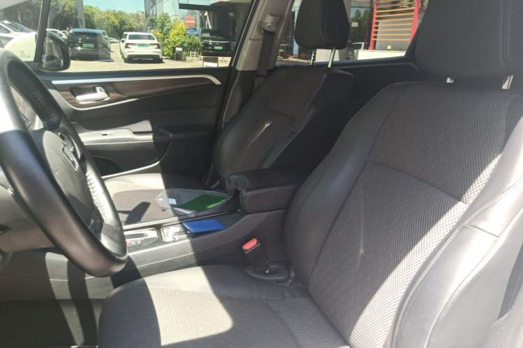 Used Honda Jade 2017 1.8L automatic Comfort version 5 seats Left Front Seat