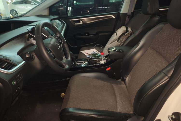 Used Honda Jade 2017 210TURBO CVT Fashion Edition 5-seater Left Front Seat