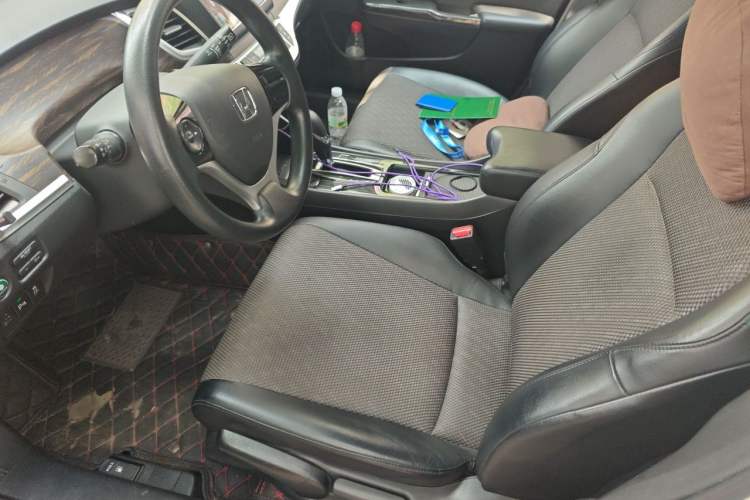 Used Honda Jade 2017 1.8L automatic Comfort version 5 seats Left Front Seat