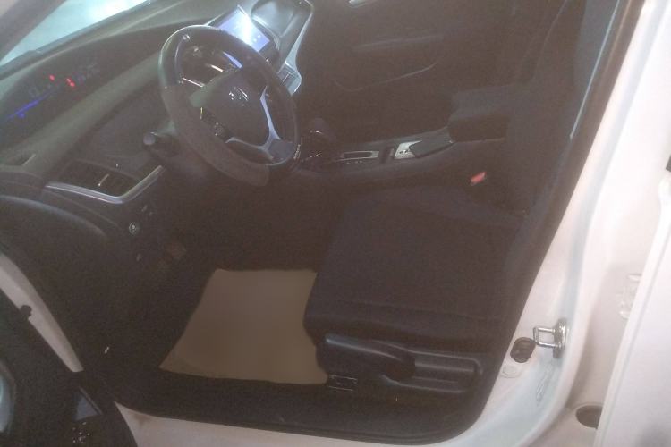 Used Honda Jade 2017 1.8L Automatic Classic Edition 5 seats Left Front Seat