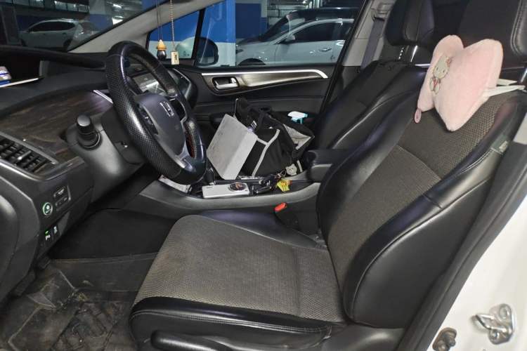 Used Honda Jade 2017 1.8L automatic Comfort version 5 seats Left Front Seat