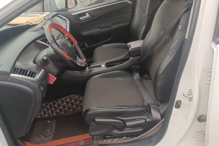 Used Honda Jade 2017 1.8L automatic Comfort version 5 seats Left Front Seat