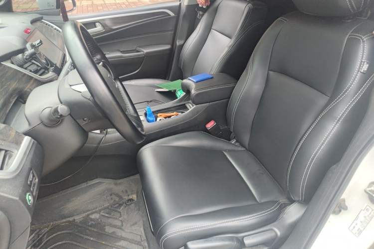 Used Honda Jade 2017 1.8L automatic Comfort version 5 seats Left Front Seat