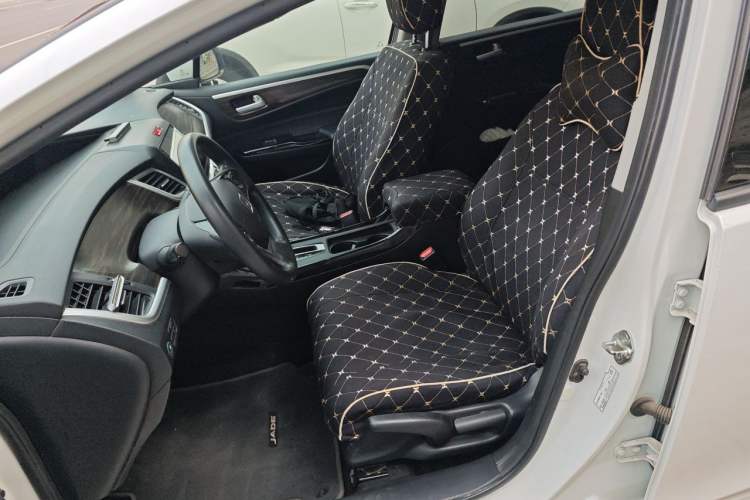 Used Honda Jade 2017 210TURBO CVT Fashion Edition 5-seater Left Front Seat