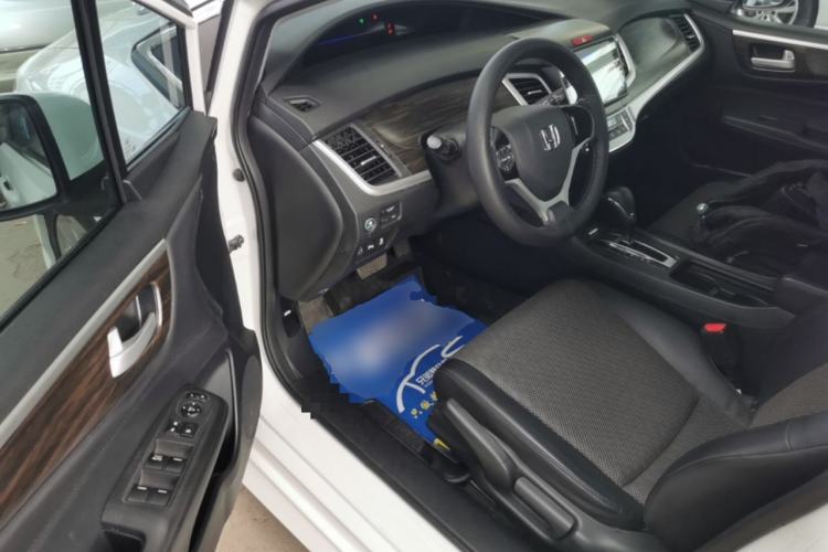 Used Honda Jade 2017 1.8L automatic Comfort version 5 seats Left Front Seat