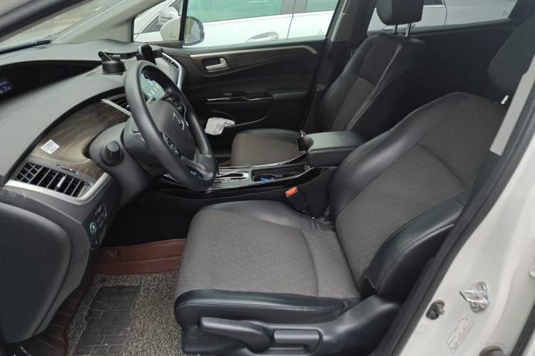 Used Honda Jade 2017 210TURBO CVT Fashion Edition 5-seater Left Front Seat