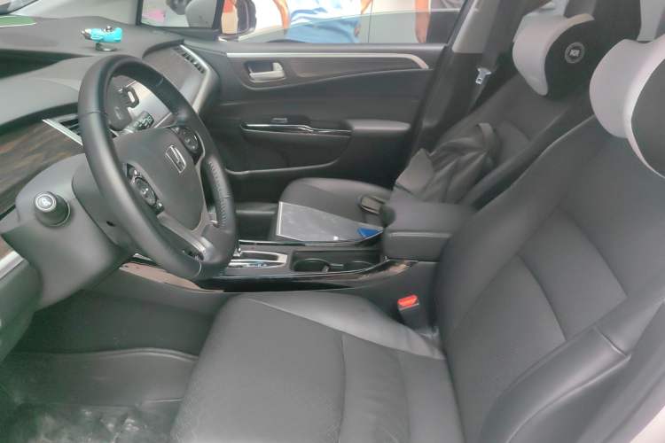 Used Honda Jade 2017 210 TURBO CVT Luxury Edition 5 Seats Left Front Seat