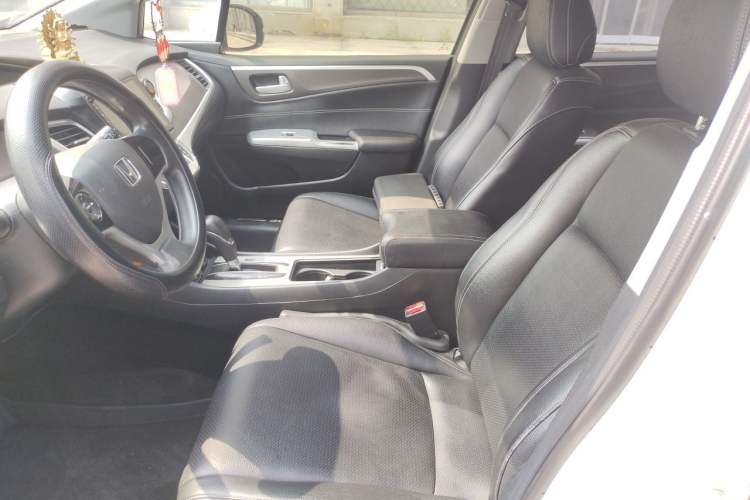 Used Honda Jade 2017 1.8L Automatic Classic Edition 5 seats Left Front Seat