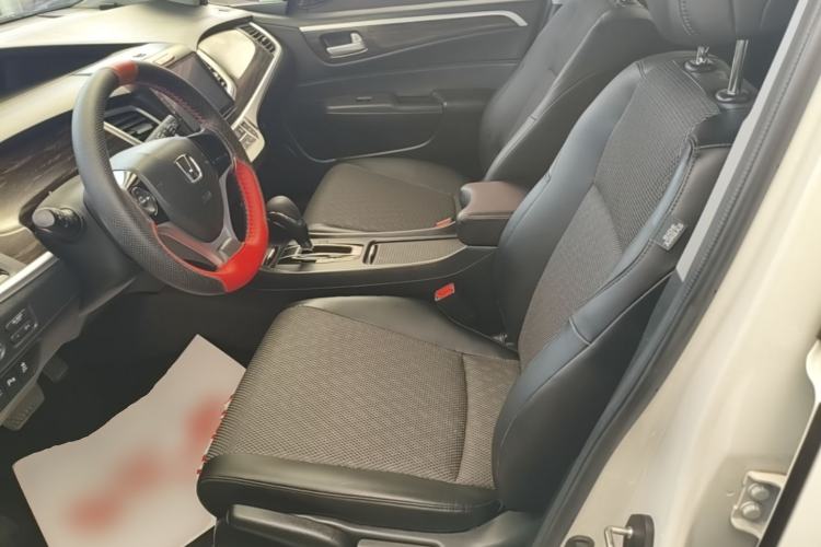 Used Honda Jade 2017 1.8L automatic Comfort version 5 seats Left Front Seat