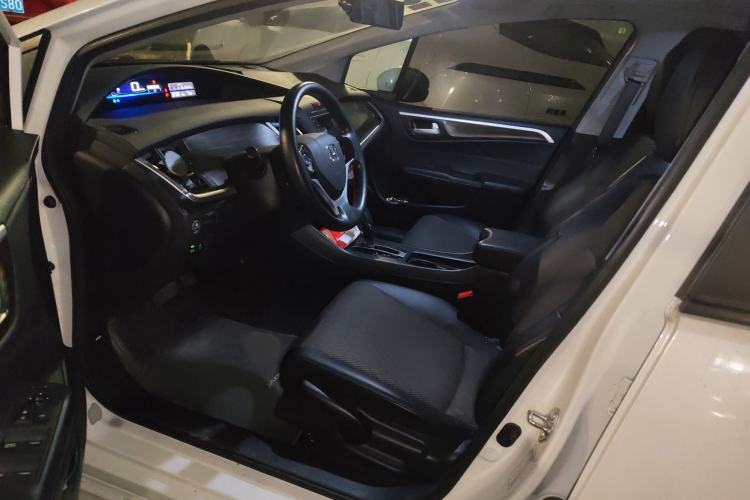 Used Honda Jade 2017 1.8L automatic Comfort version 5 seats Left Front Seat