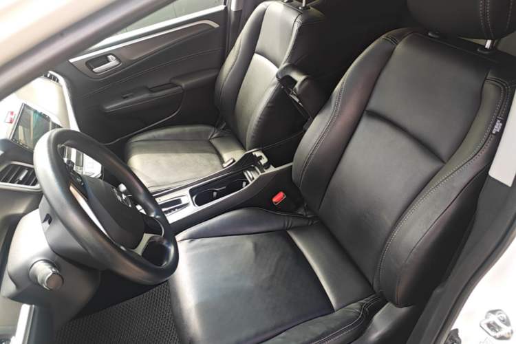 Used Honda Jade 2017 1.8L Automatic Classic Edition 5 seats Left Front Seat