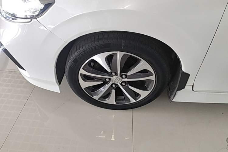 Used Honda Jade 2017 210TURBO CVT Fashion Edition 5-seater Left Front Wheel Hub