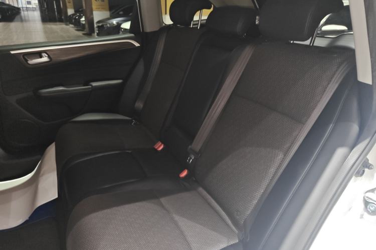 Used Honda Jade 2017 1.8L automatic Comfort version 5 seats Left Rear Seat