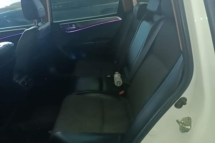 Used Honda Jade 2017 1.8L automatic Comfort version 5 seats Left Rear Seat