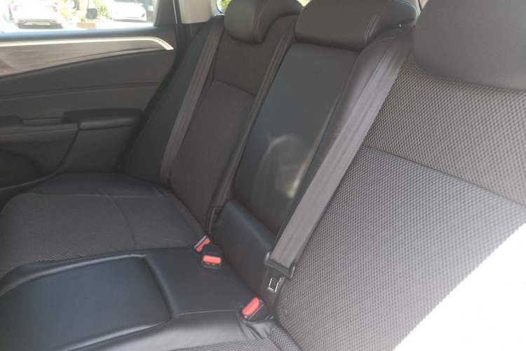 Used Honda Jade 2017 1.8L automatic Comfort version 5 seats Left Rear Seat