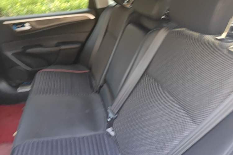 Used Honda Jade 2017 1.8L automatic Comfort version 5 seats