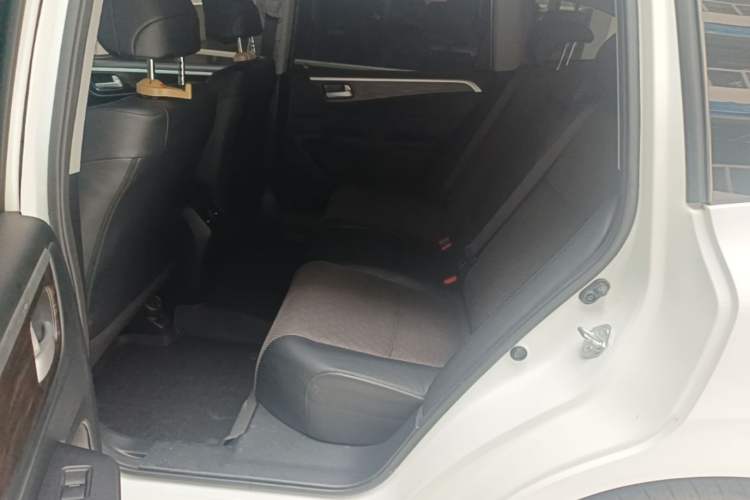 Used Honda Jade 2017 1.8L automatic Comfort version 5 seats Left Rear Seat