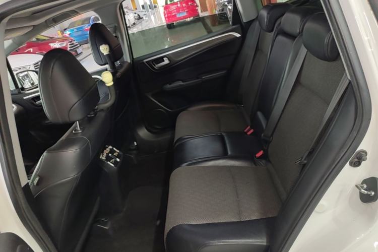Used Honda Jade 2017 1.8L automatic Comfort version 5 seats Left Rear Seat