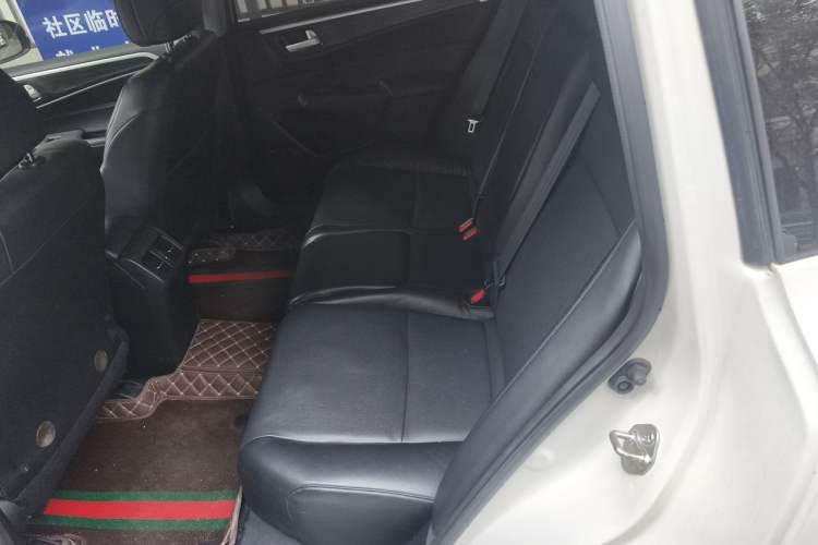 Used Honda Jade 2017 1.8L automatic Comfort version 5 seats Left Rear Seat