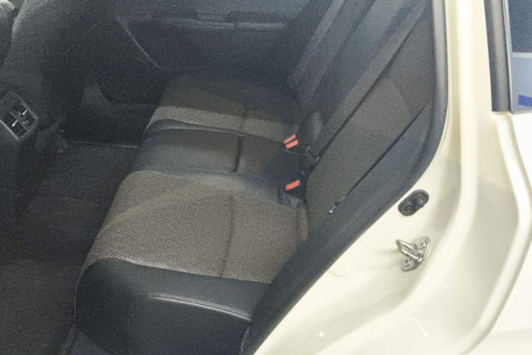 Used Honda Jade 2017 1.8L automatic Comfort version 5 seats Left Rear Seat