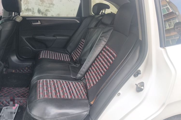 Used Honda Jade 2017 1.8L automatic Comfort version 5 seats Left Rear Seat