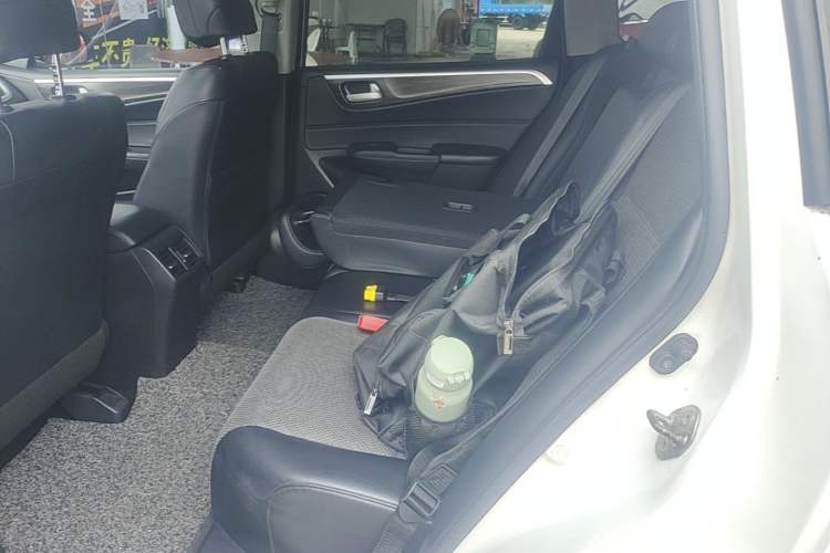 Used Honda Jade 2017 1.8L automatic Comfort version 5 seats Left Rear Seat