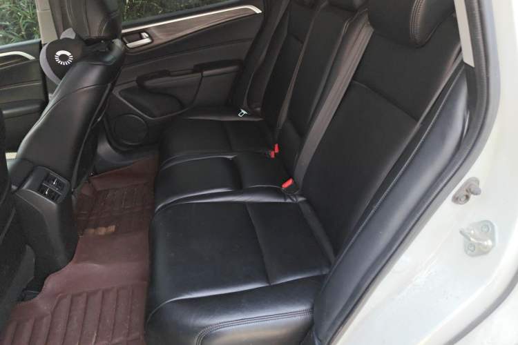 Used Honda Jade 2017 1.8L automatic Comfort version 5 seats Left Rear Seat