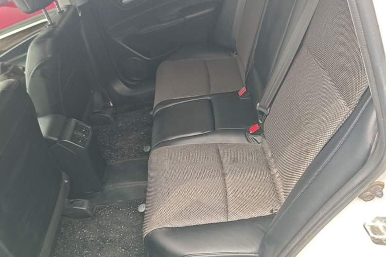 Used Honda Jade 2017 1.8L automatic Comfort version 5 seats Left Rear Seat