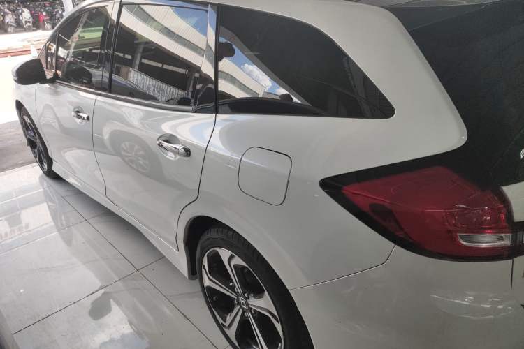Used Honda Jade 2017 210 TURBO CVT Luxury Edition 5 Seats Left Side