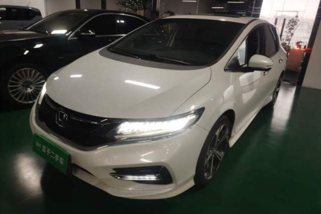 Used Honda Jade 2017 210 TURBO CVT Luxury Edition 5 Seats