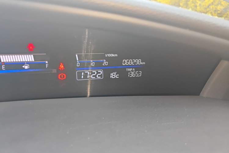 Used Honda Jade 2017 1.8L automatic Comfort version 5 seats