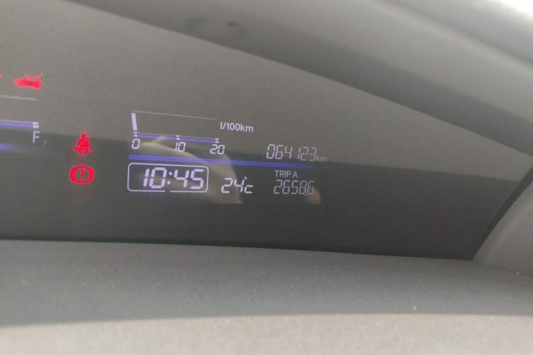 Used Honda Jade 2017 210TURBO CVT Fashion Edition 5-seater Odometer Close Up