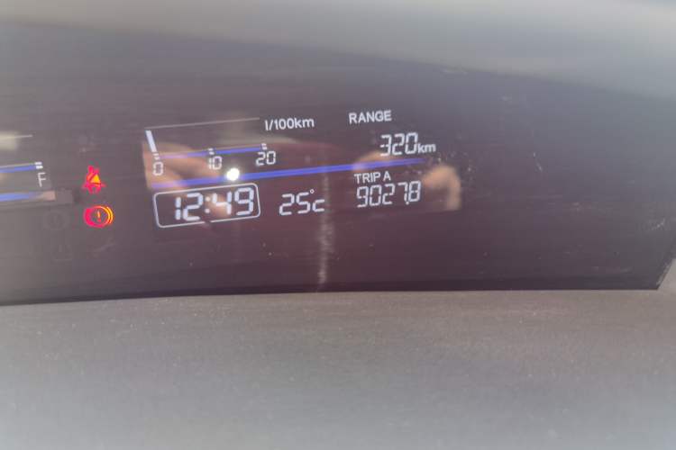 Used Honda Jade 2017 210TURBO CVT Fashion Edition 5-seater Odometer Close Up