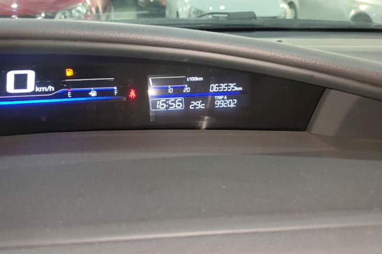 Used Honda Jade 2017 210 TURBO CVT Luxury Edition 5 Seats Odometer Close Up
