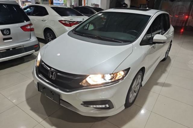 Used Honda Jade 2017 1.8L automatic Comfort version 5 seats