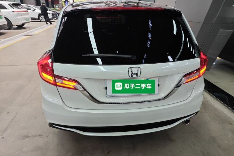 Used Honda Jade 2017 1.8L automatic Comfort version 5 seats Rear