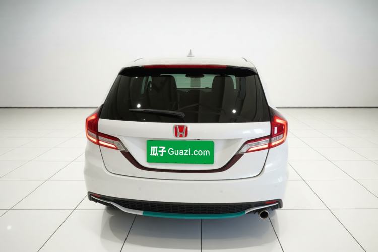 Used Honda Jade 2017 1.8L automatic Comfort version 5 seats Rear