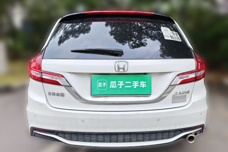 Used Honda Jade 2017 1.8L automatic Comfort version 5 seats Rear