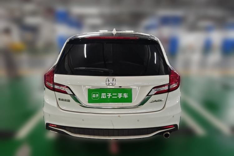 Used Honda Jade 2017 1.8L automatic Comfort version 5 seats Rear