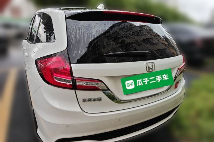 Used Honda Jade 2017 1.8L automatic Comfort version 5 seats Rear